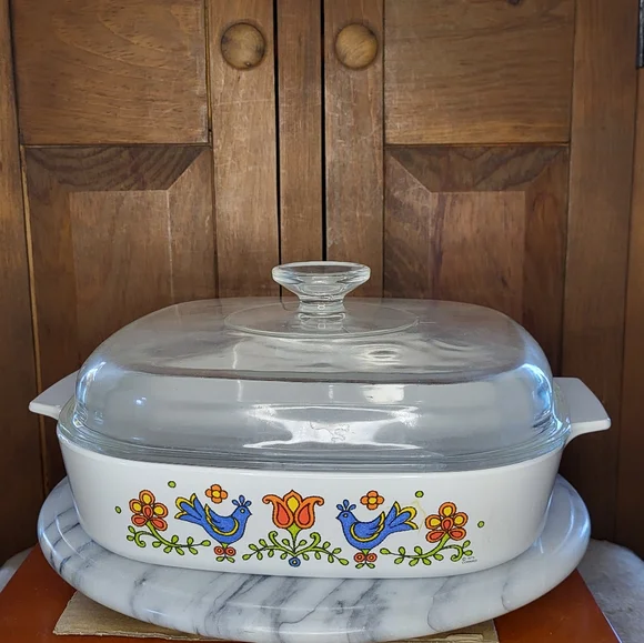 Corning Ware Floral Casserole Dish - Picture 6 of 16